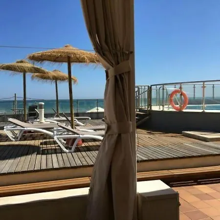 Primera Linea De Playa, Piscina, Parking