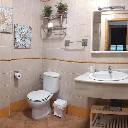 Primera Linea De Playa, Piscina, Parking Apartment