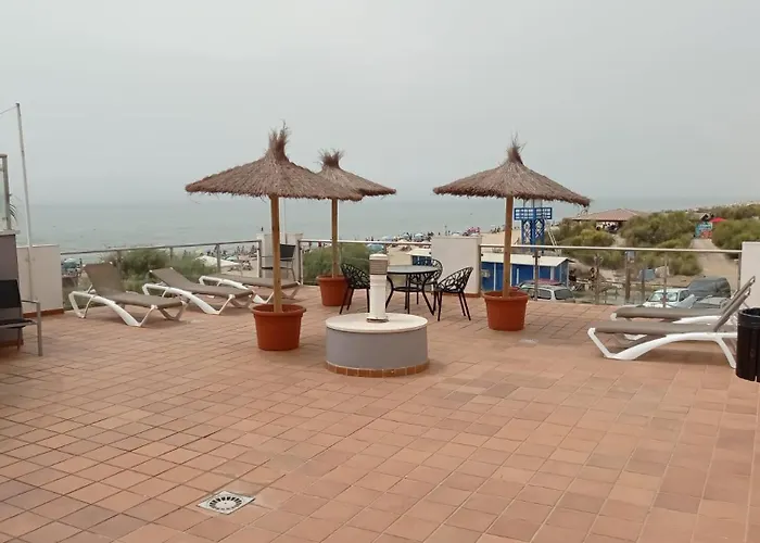 公寓 Primera Linea De Playa, Piscina, Parking